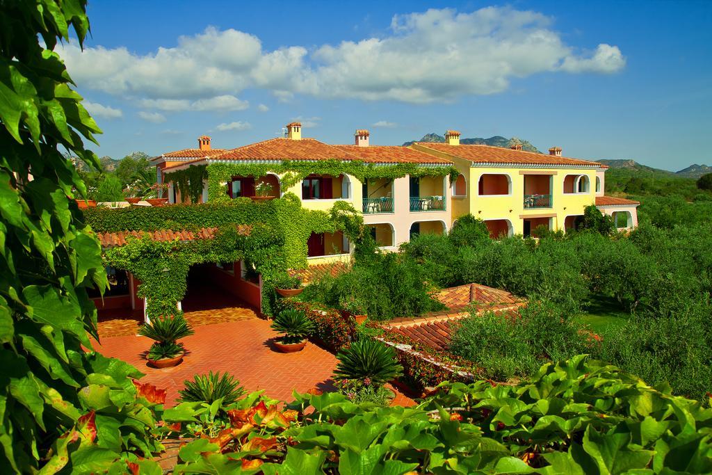 I Giardini Di Cala Ginepro Hotel Resort Cala Liberotto Exterior foto